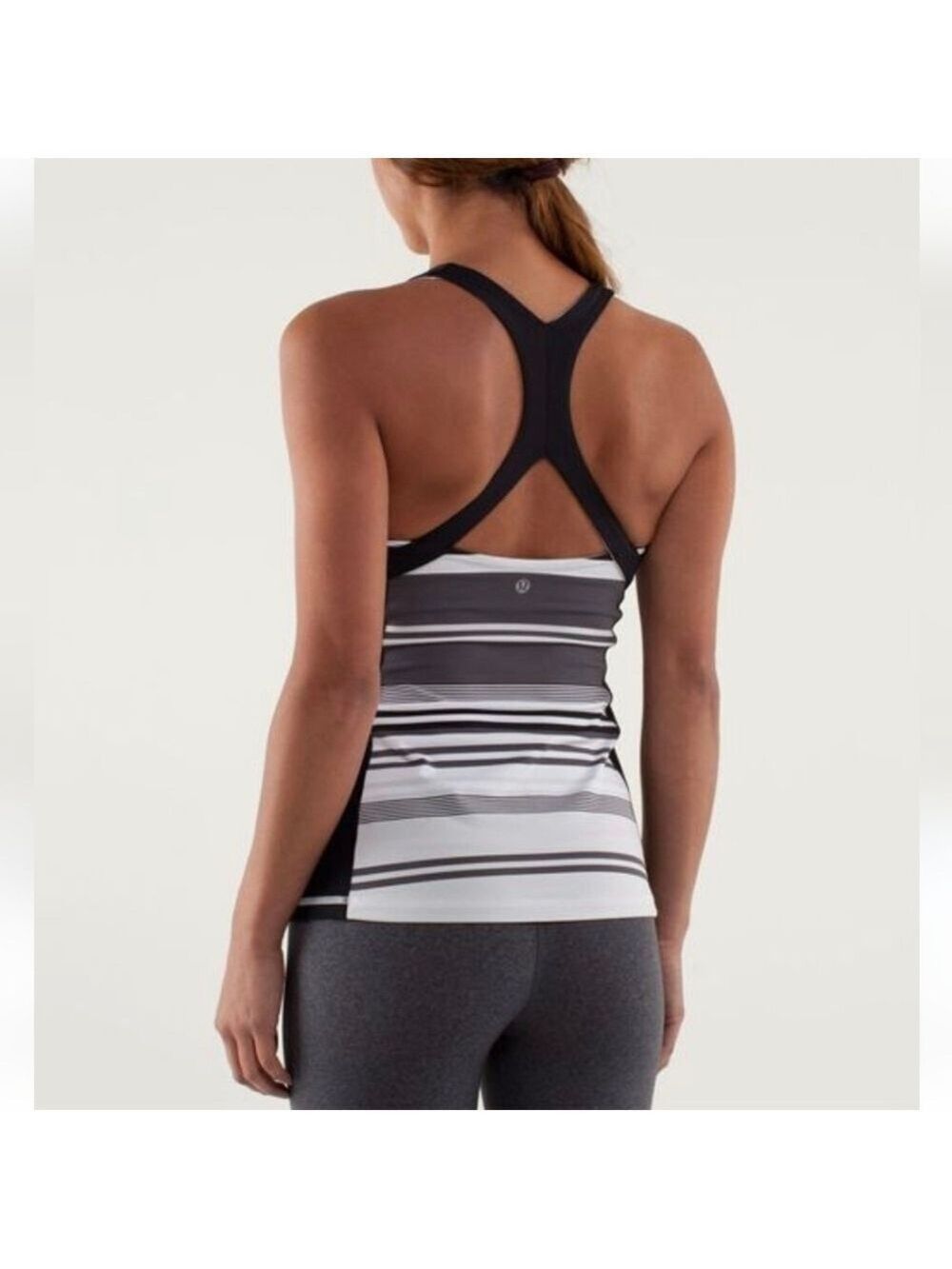 Lululemon Black White Tank Top Fast Track Shell Criss Cross Back Small